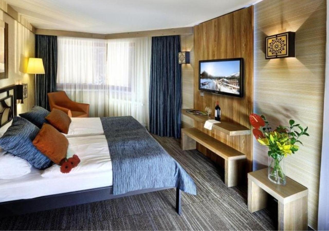 Hotel Grand Jasna Demanovska Dolina Exteriör bild