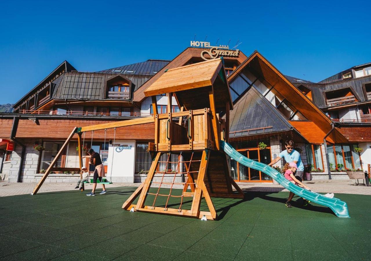 Hotel Grand Jasna Demanovska Dolina Exteriör bild