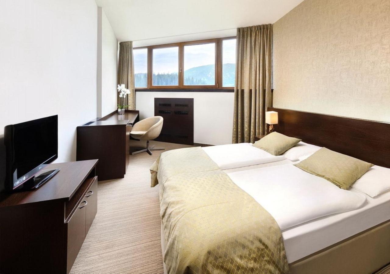 Hotel Grand Jasna Demanovska Dolina Exteriör bild